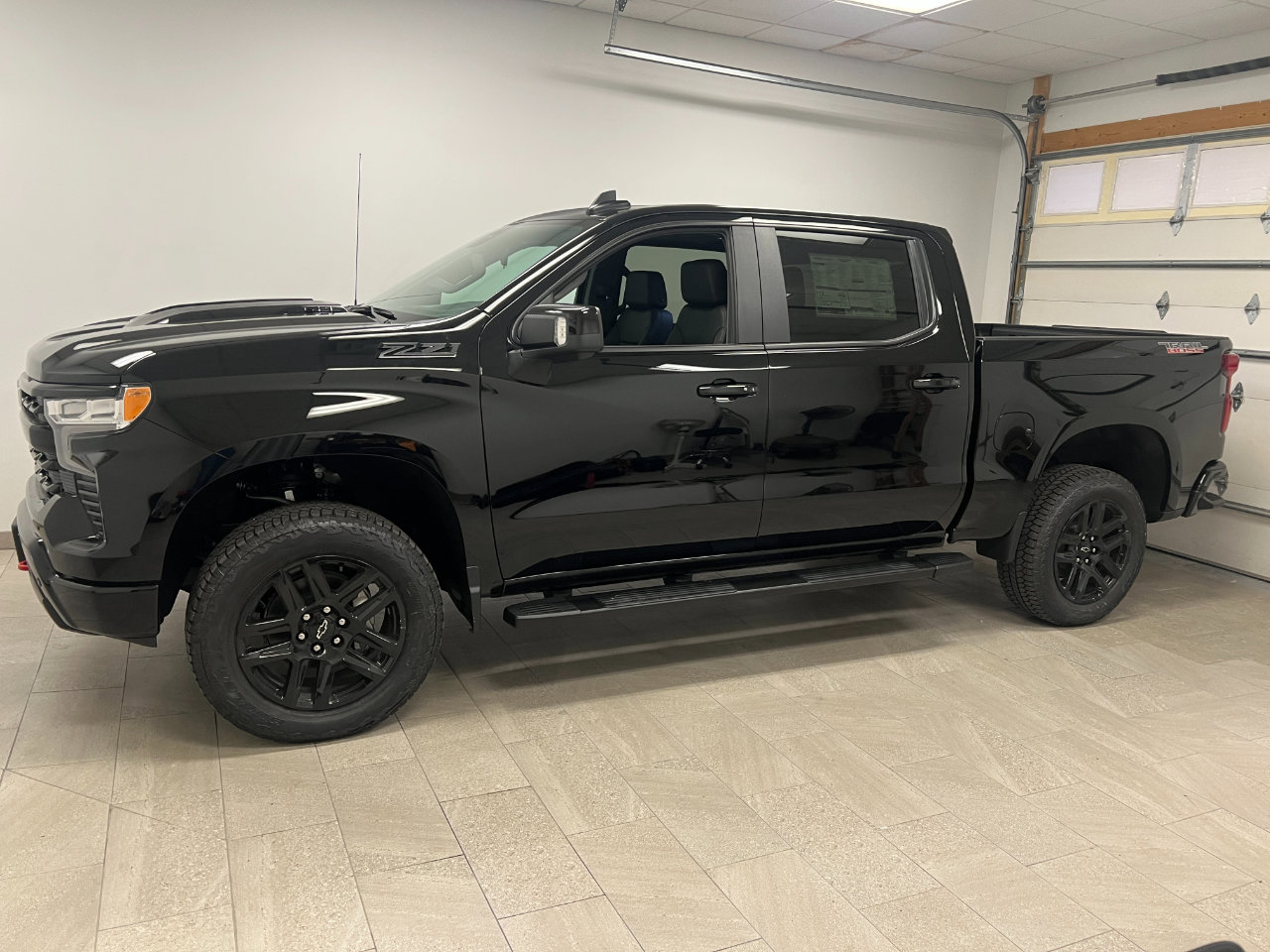 New 2026 Chevrolet Silverado 1500 LT Trail Boss w/ LT Trail Boss Premium Package image 2