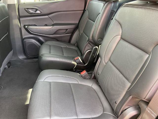 Certified 2023 GMC Acadia SLT w/ Technology Package image 22