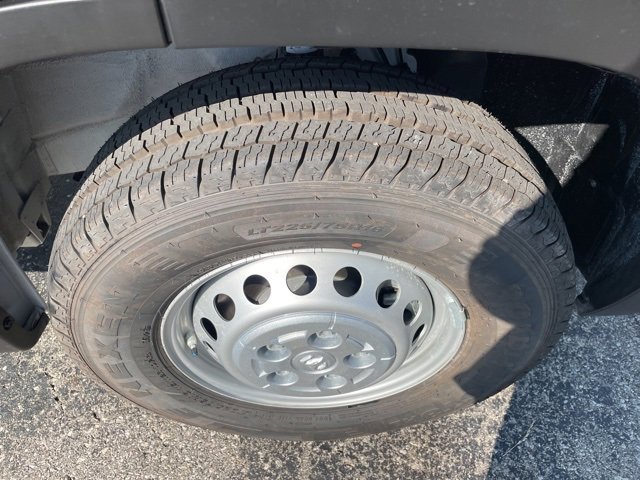 New 2025 RAM ProMaster 2500 w/ Convenience Group image 14