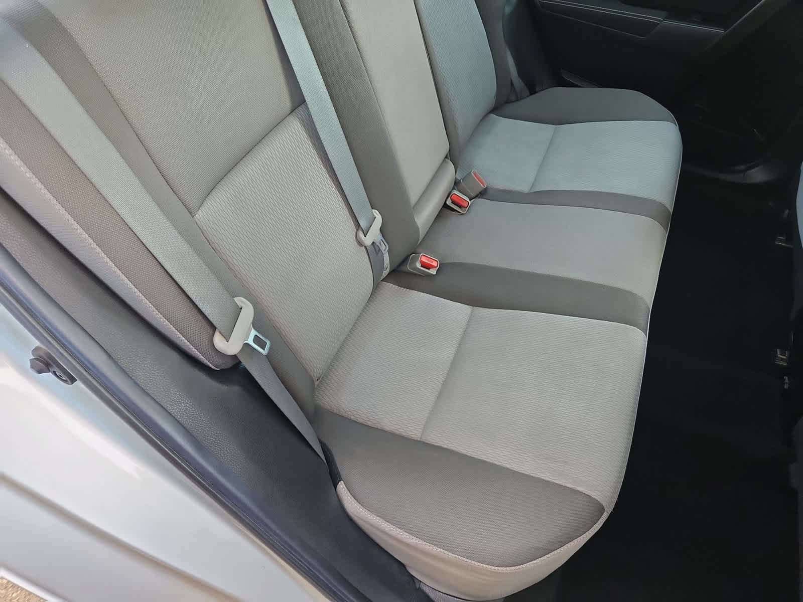 Used 2019 Toyota Corolla LE w/ Carpet Mat Package (TMS) FWD image 20