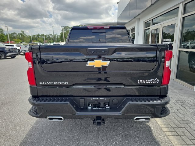 Certified 2025 Chevrolet Silverado 1500 High Country AWD/4WD image 7