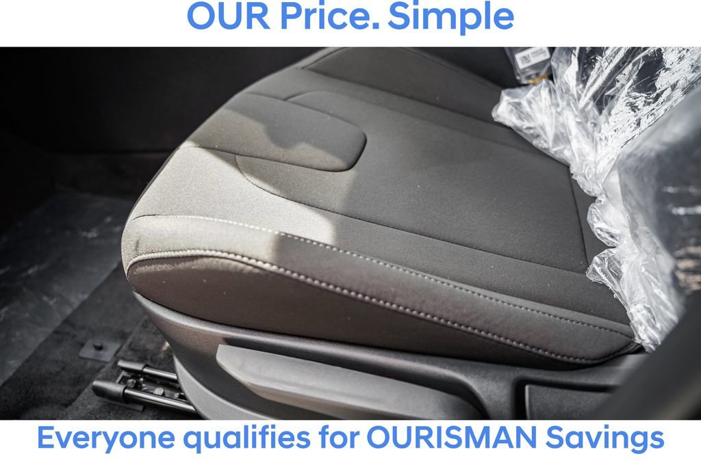 New 2025 Hyundai Elantra SEL image 30