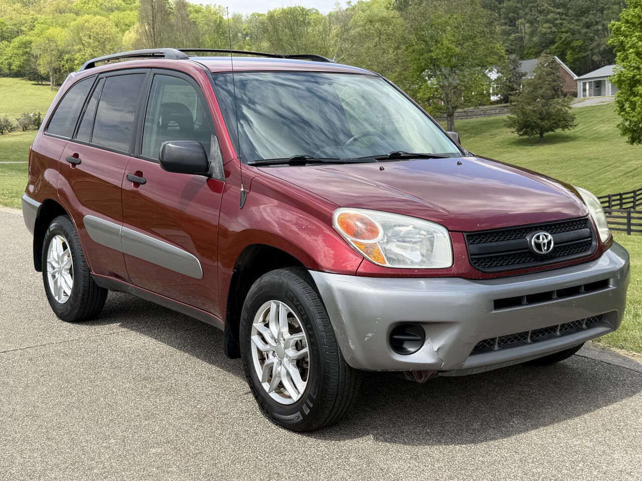 Used 2005 Toyota RAV4 4WD image 2