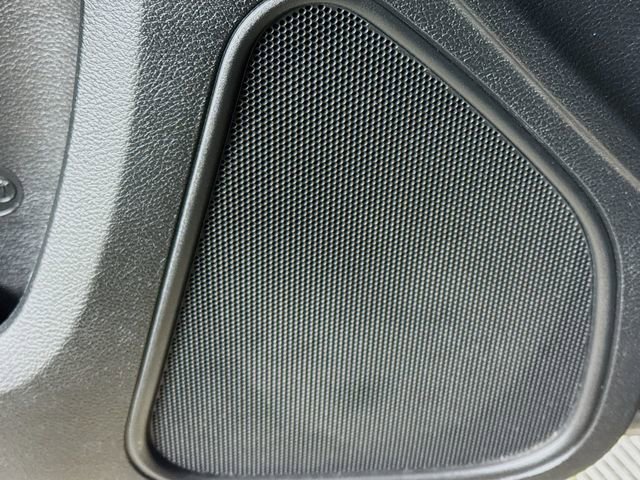 Used 2019 Chrysler 300 Limited image 21