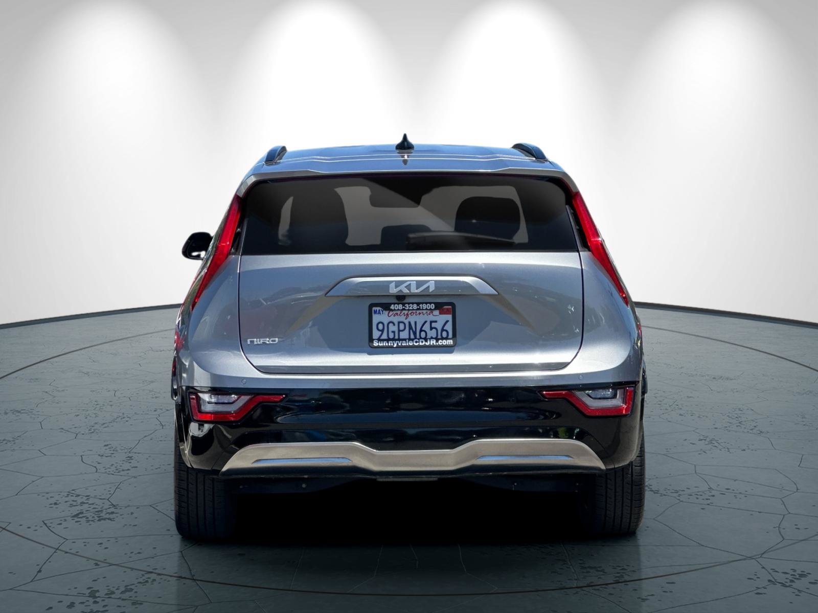 Used 2023 Kia Niro Wave FWD image 5