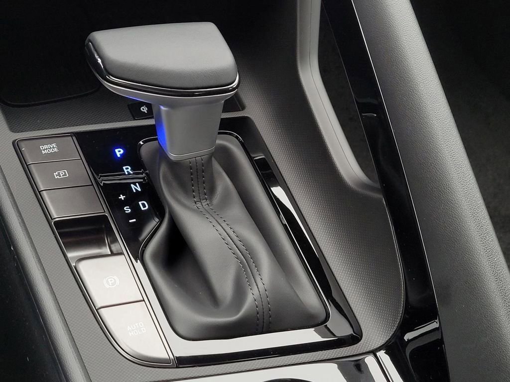 New 2025 Hyundai Elantra SEL FWD image 30