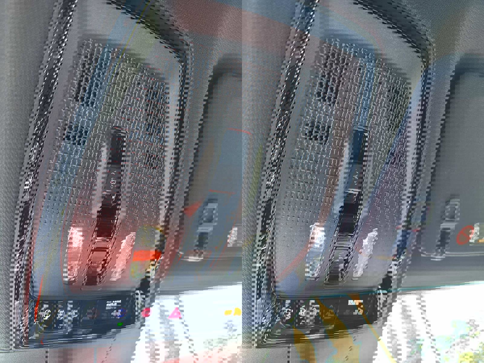 New 2025 Cadillac Lyriq Luxury image 35