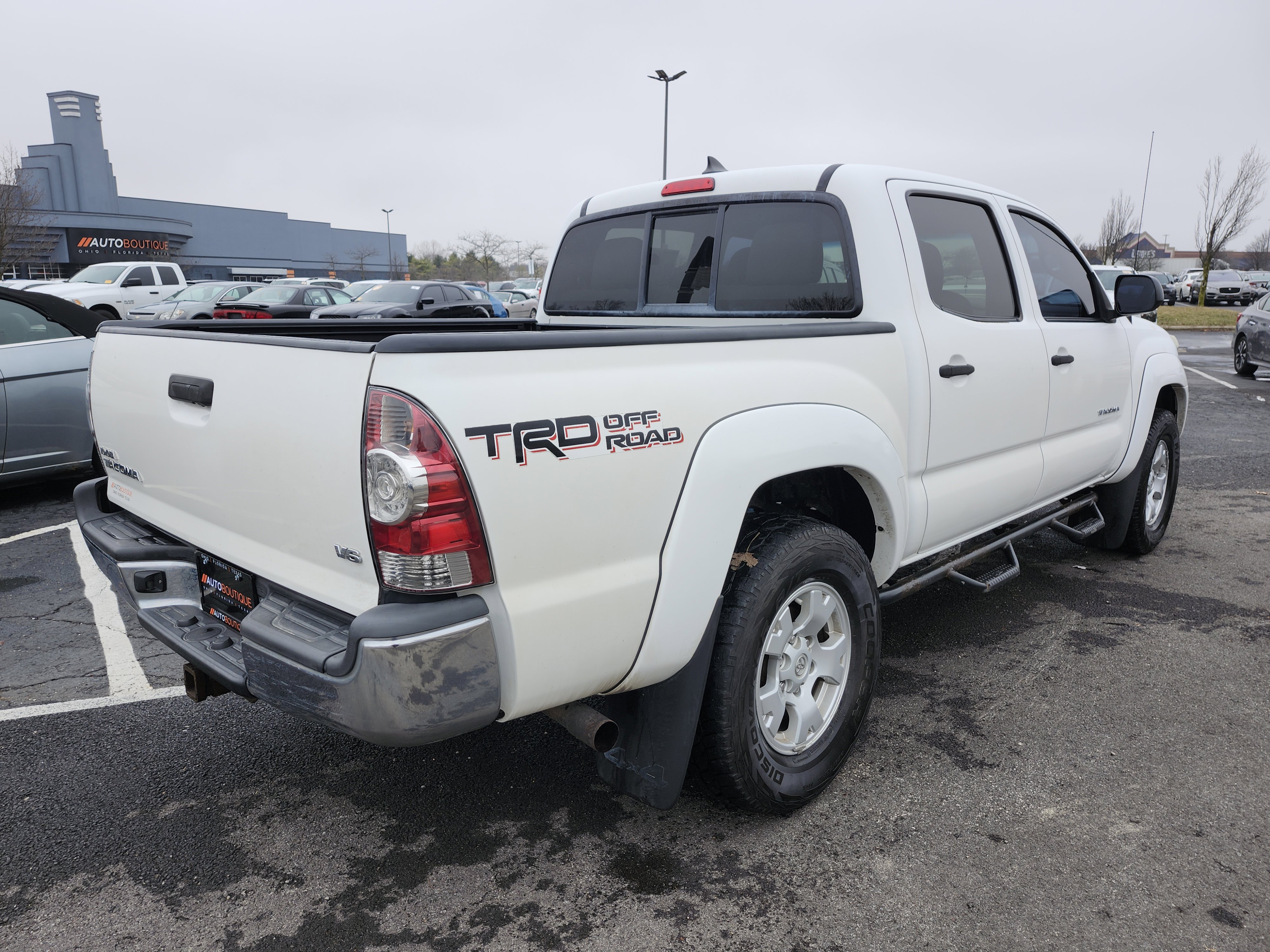 Used 2014 Toyota Tacoma 4x4 Double Cab w/ TRD Off-Road Package image 16