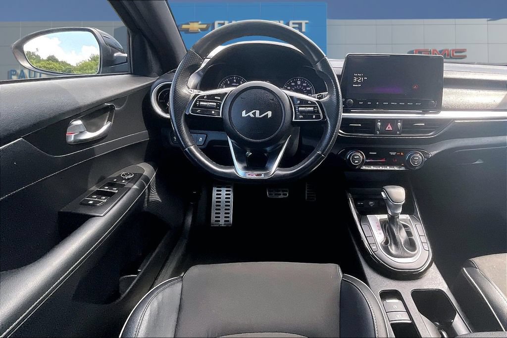 Used 2024 Kia Forte GT-Line w/ GT-Line Premium Package FWD image 8