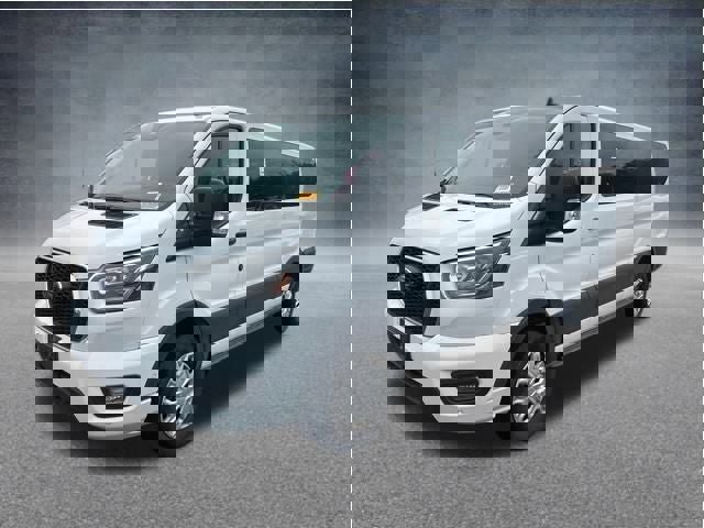 Used 2023 Ford Transit 350 XLT image 15