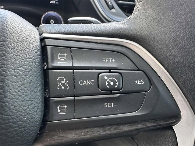 Used 2024 Jeep Grand Cherokee Limited image 31