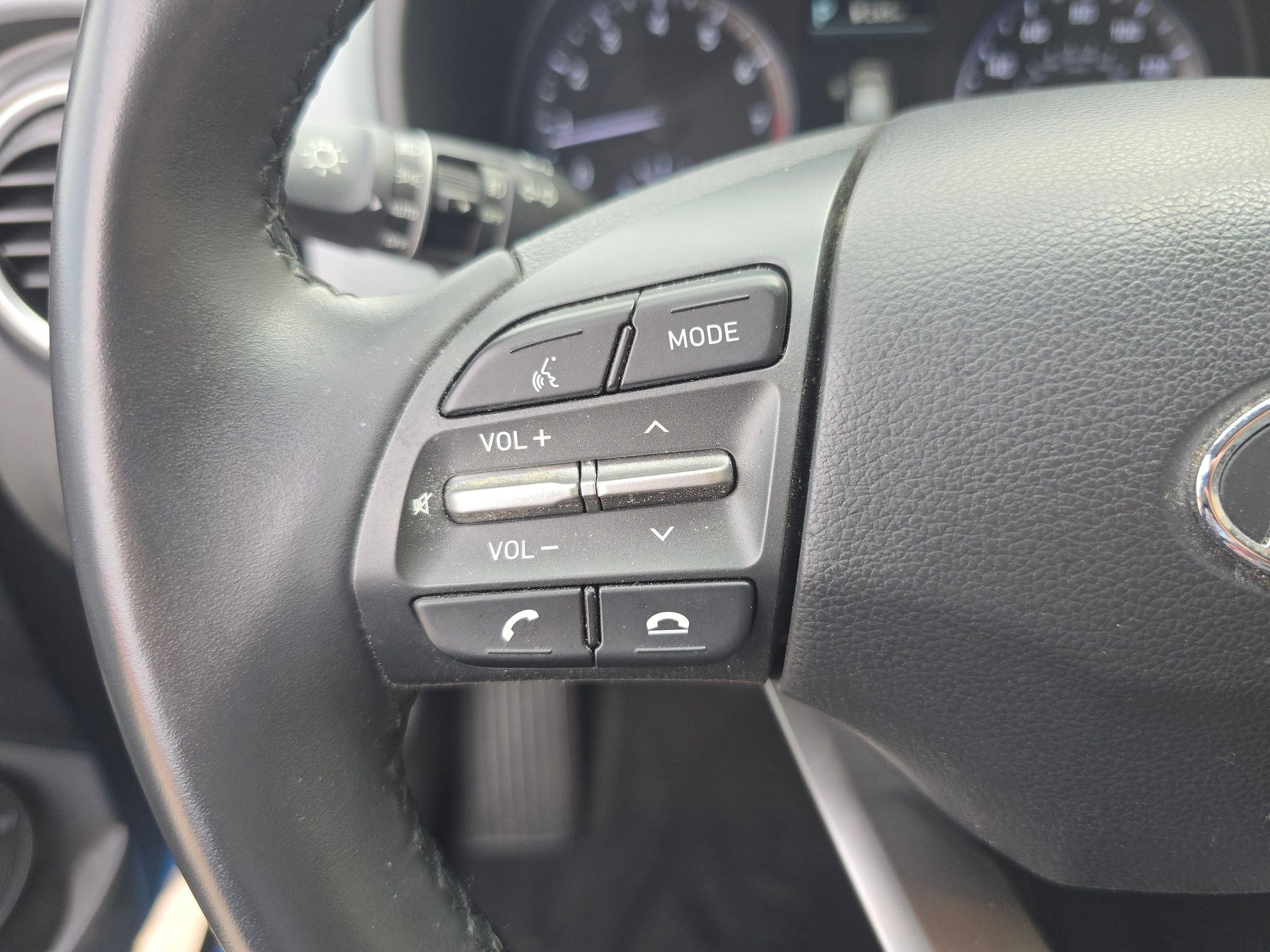 Used 2020 Hyundai Kona Ultimate w/ Cargo Package image 16