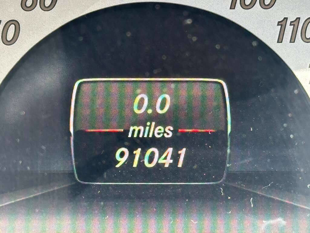 Used 2015 Mercedes-Benz GLK 350 2WD image 32