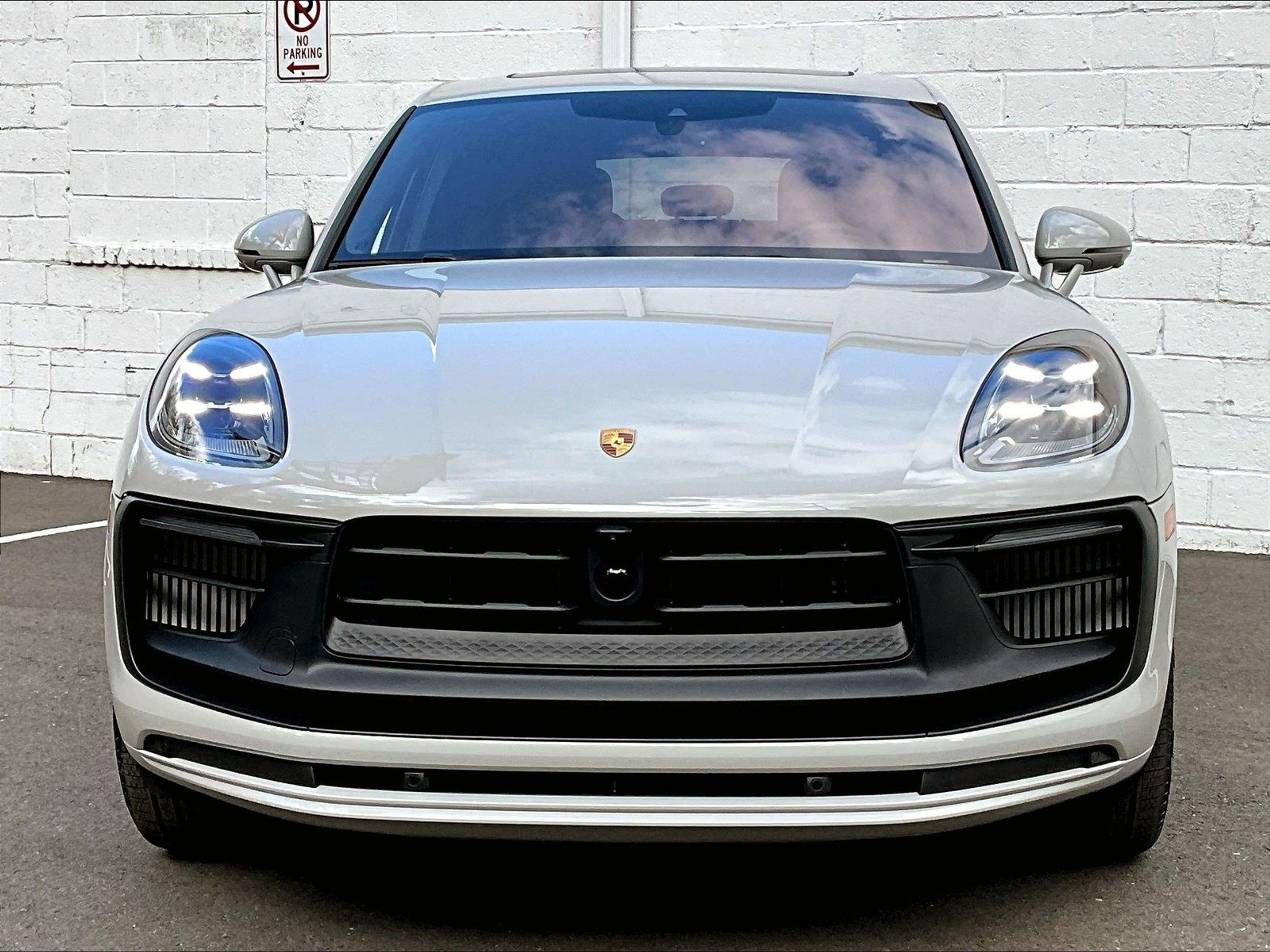 New 2026 Porsche Macan GTS AWD/4WD image 20