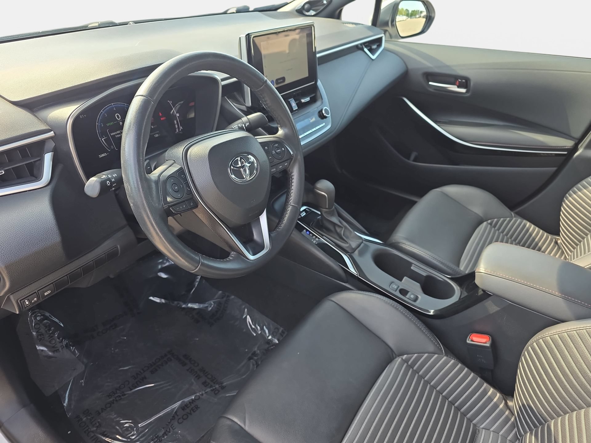 Used 2024 Toyota Corolla XSE FWD image 15
