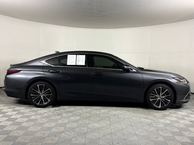 Used 2024 Lexus ES 350 w/ Premium Package FWD image 10
