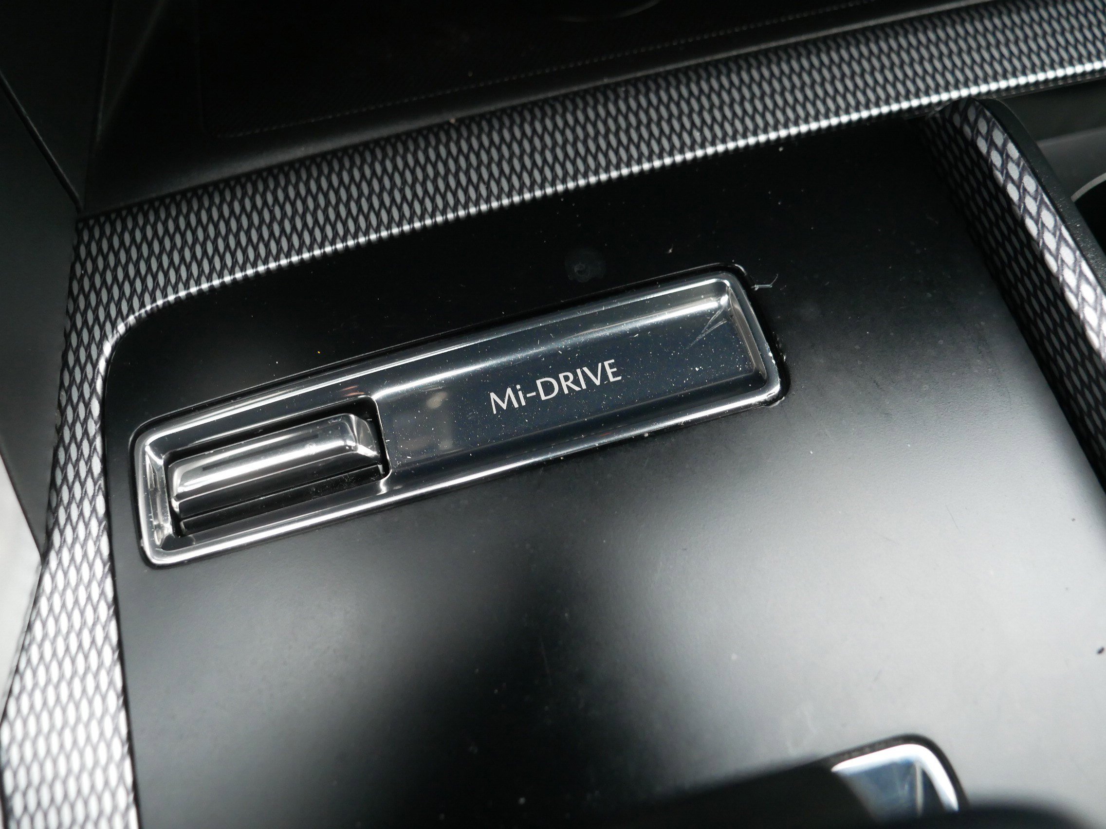 Used 2025 MAZDA CX-90 3.3 Turbo w/ Premium Sport Pkg image 32