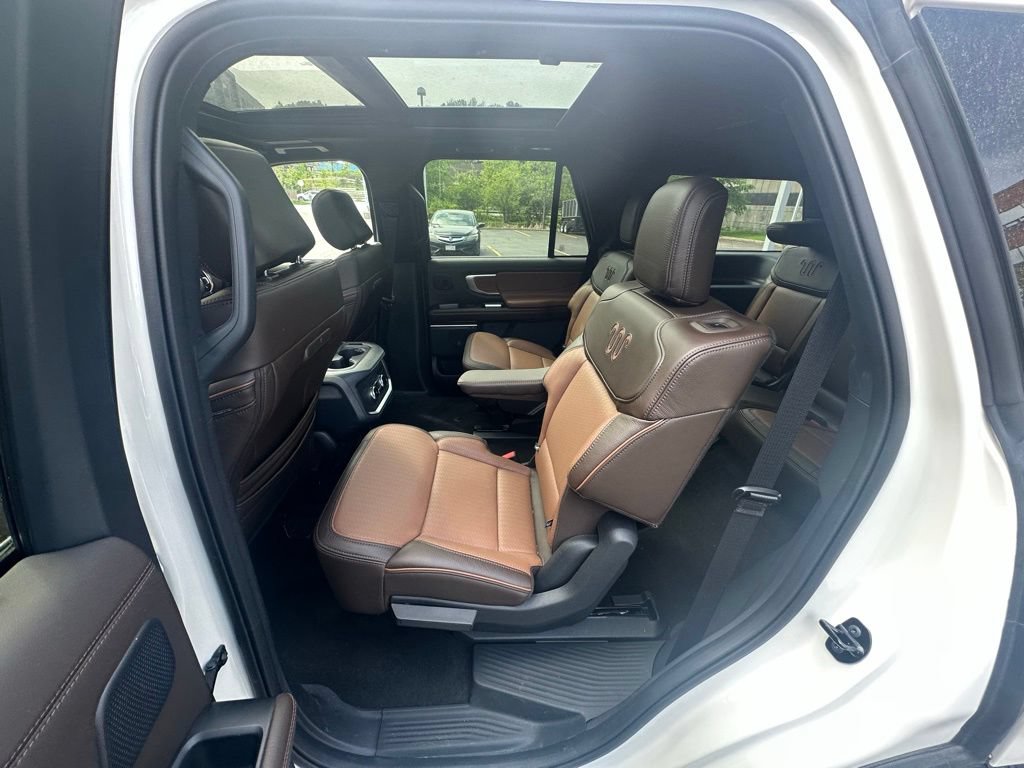 Used 2025 Ford Expedition King Ranch AWD/4WD image 11