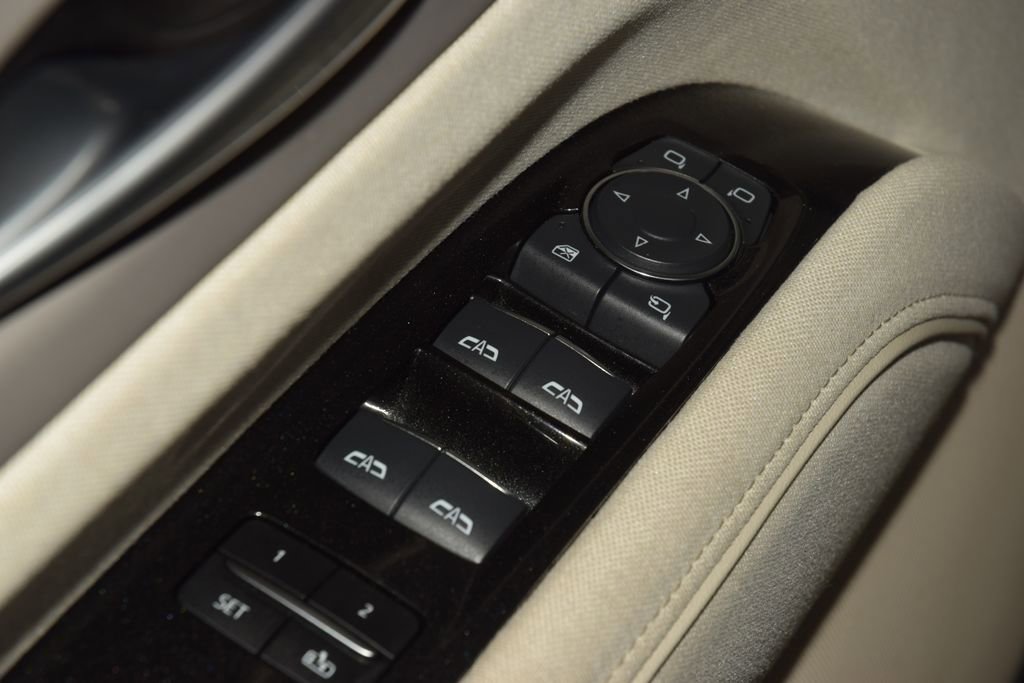 Used 2024 Cadillac Escalade ESV Sport Platinum w/ LPO, ONYX Package AWD/4WD image 49