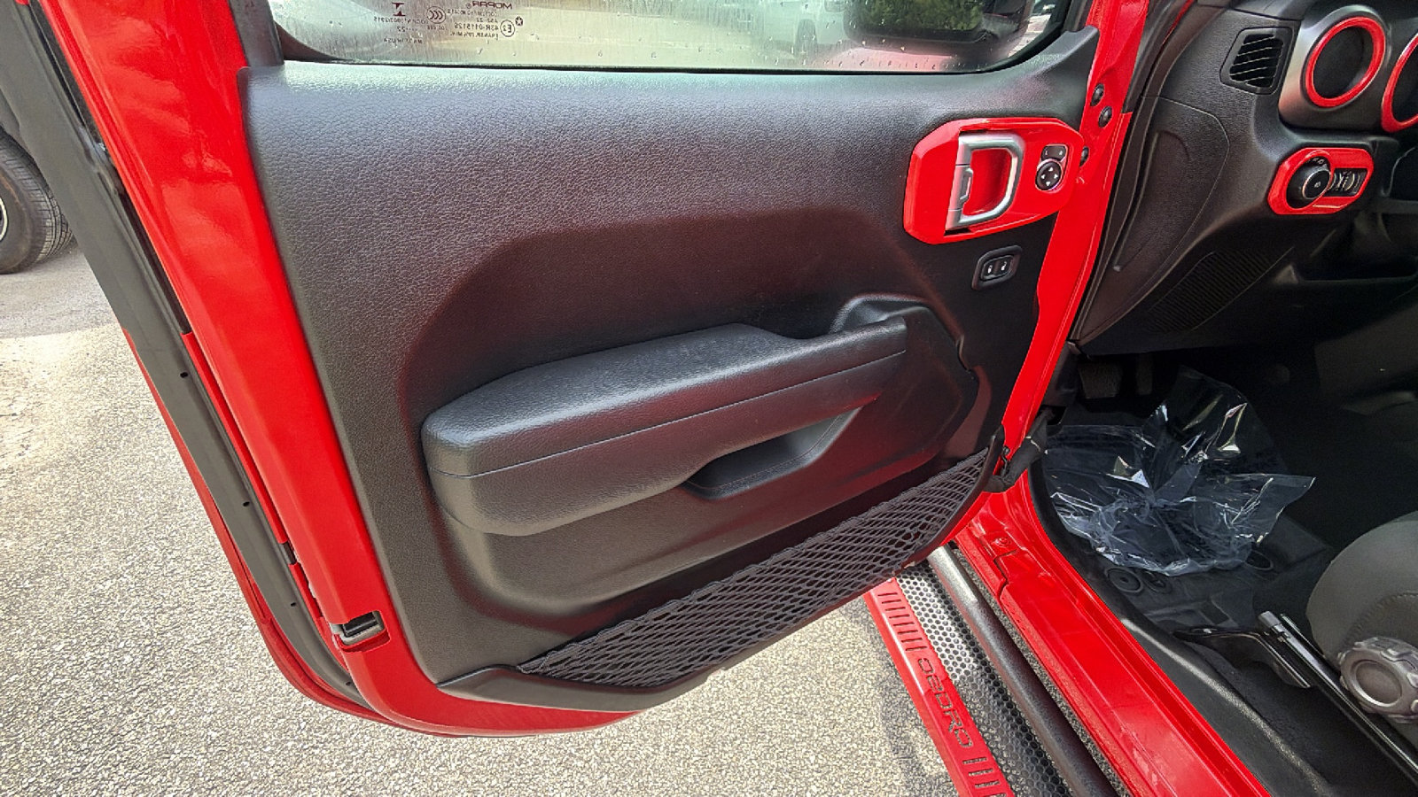 Used 2022 Jeep Wrangler Unlimited Sport AWD/4WD image 14