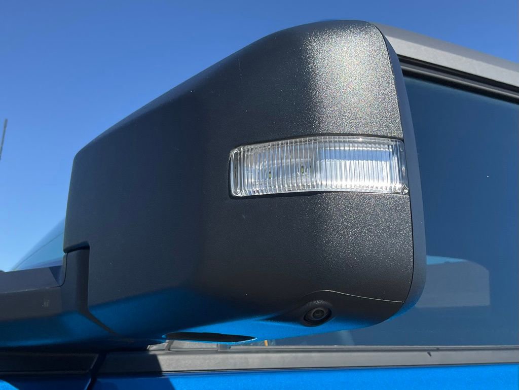 Used 2023 Ford Bronco Badlands image 12