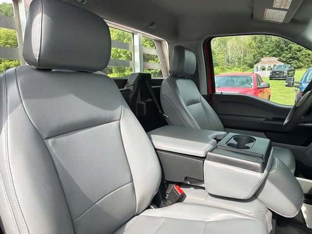 Certified 2024 Ford F550 4x4 Regular Cab Super Duty image 39