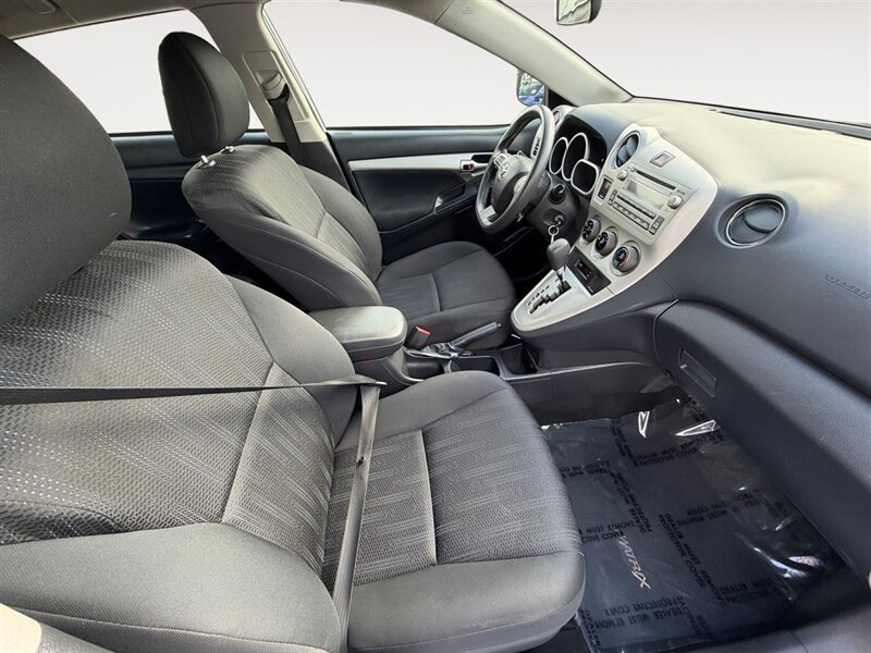 Used 2012 Toyota Matrix L FWD image 16