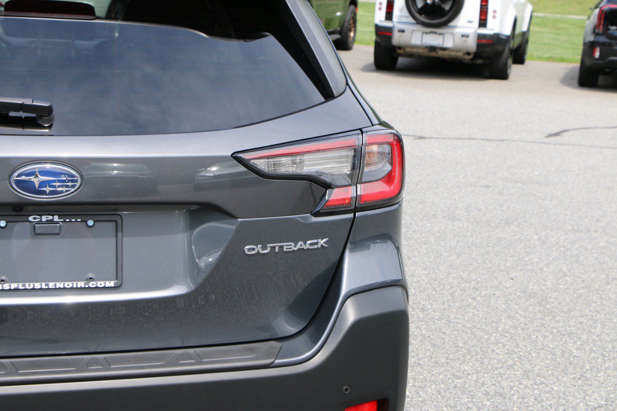 Used 2024 Subaru Outback Limited AWD/4WD image 7