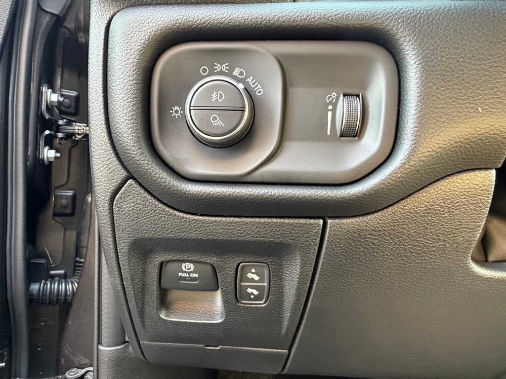 New 2026 RAM 1500 Big Horn w/ Night Edition AWD/4WD image 26