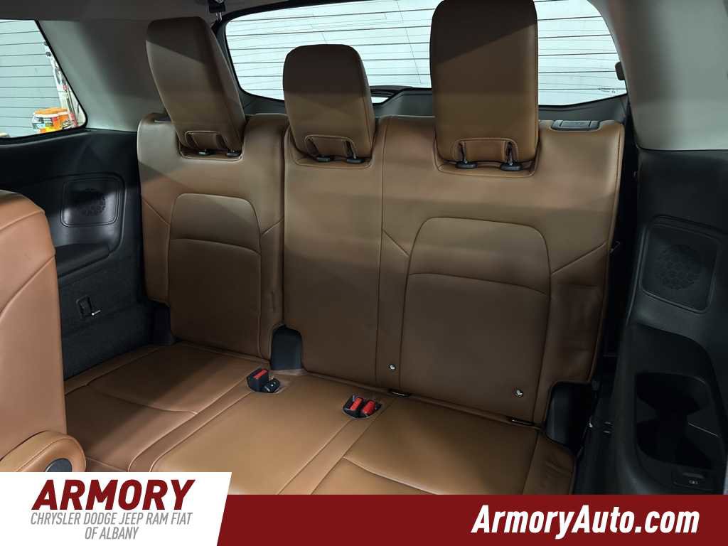 Used 2022 Nissan Pathfinder Platinum w/ Cargo Package image 30