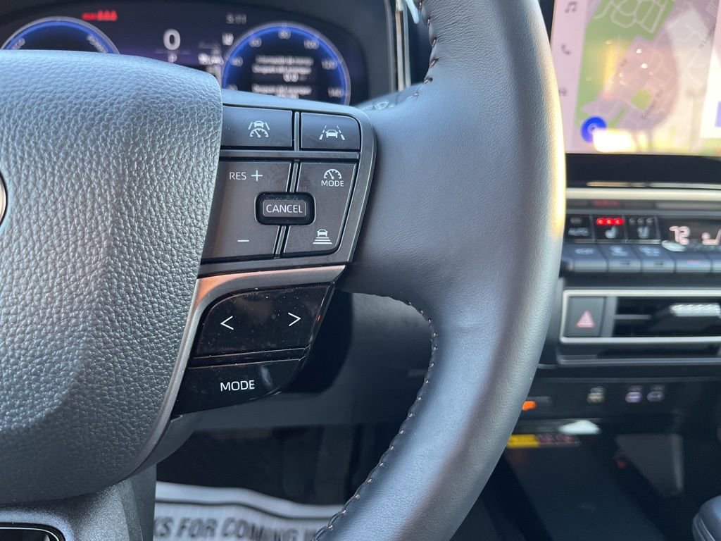 Used 2025 Toyota Camry XLE w/ Premium Package image 60