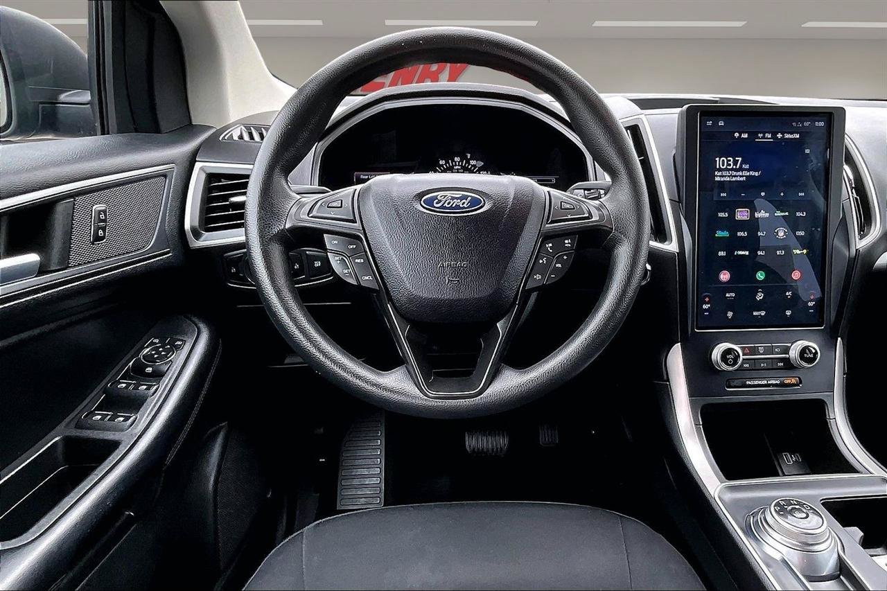 Used 2023 Ford Edge SE AWD/4WD image 8