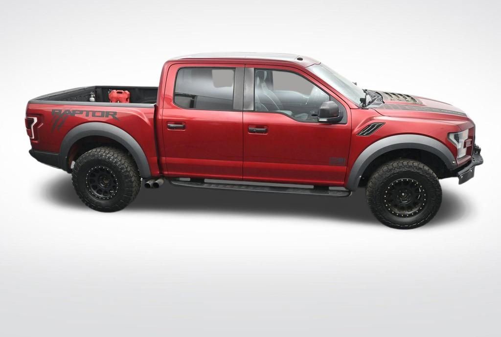 Used 2018 Ford F150 Raptor w/ Equipment Group 802A Luxury image 23