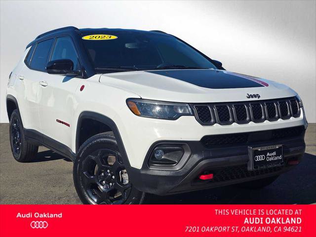 Used 2023 Jeep Compass Trailhawk image 1