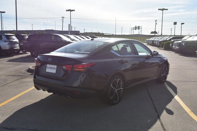 Used 2025 Nissan Altima 2.5 SR FWD image 5