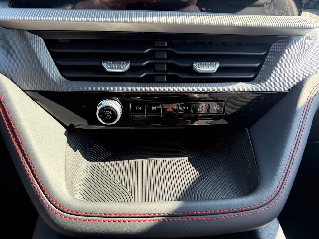 New 2026 Ford Explorer ST-Line w/ ST-Line Street Pack image 28