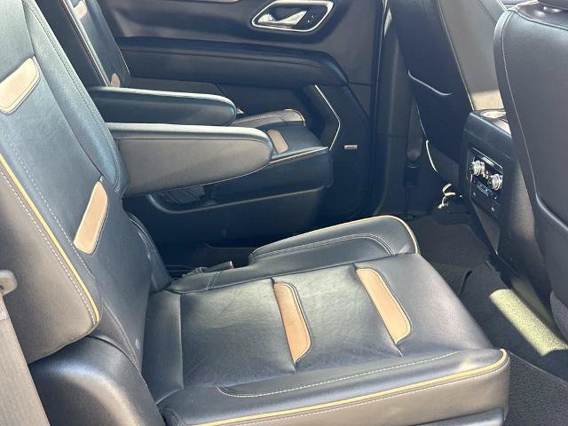 Used 2021 GMC Yukon AT4 w/ Technology Package AWD/4WD image 23