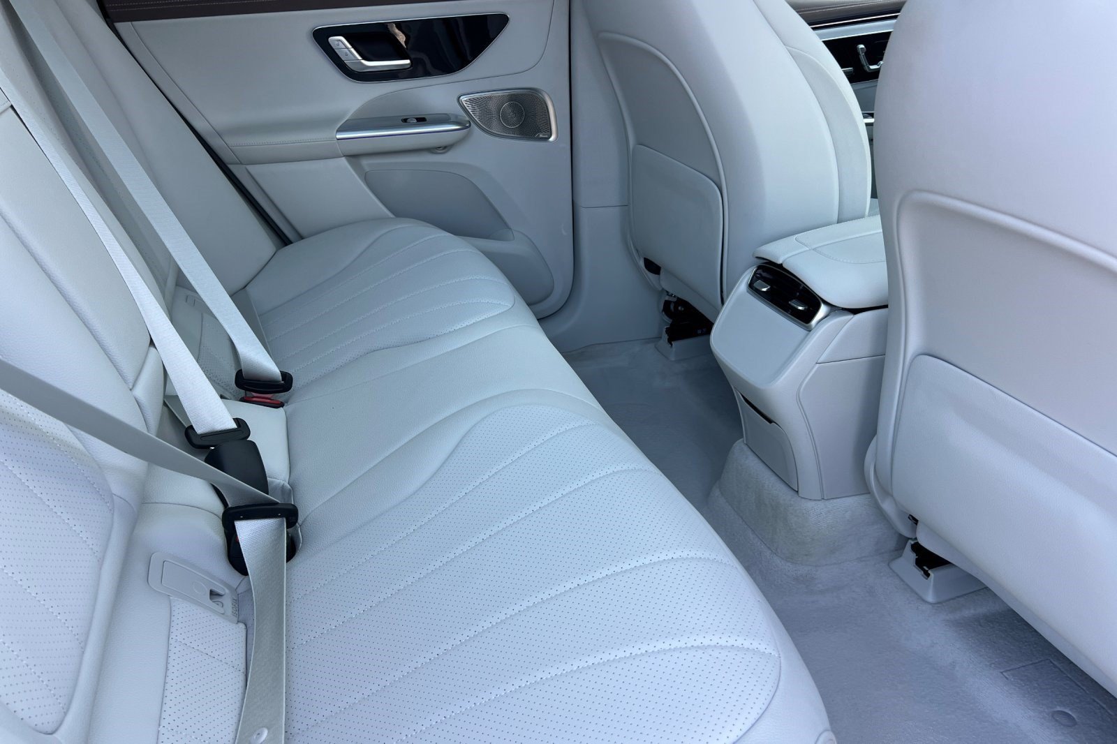 Certified 2023 Mercedes-Benz EQE 350+ 4MATIC SUV image 35