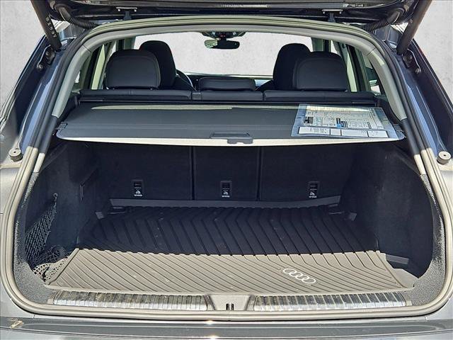 Certified 2025 Audi Q5 Premium AWD/4WD image 6