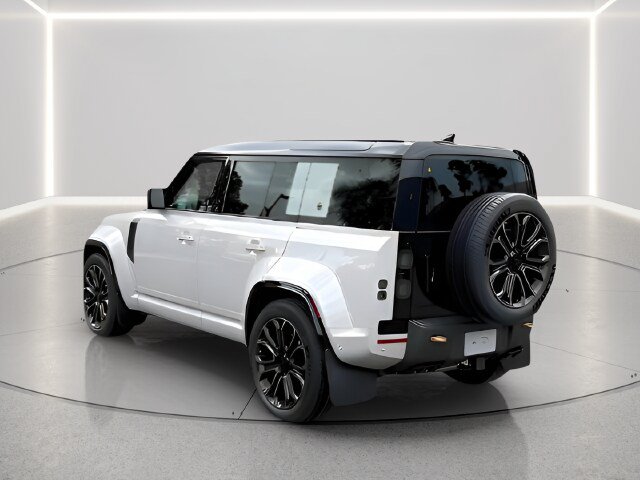 New 2026 Land Rover Defender 110 OCTA AWD/4WD image 17
