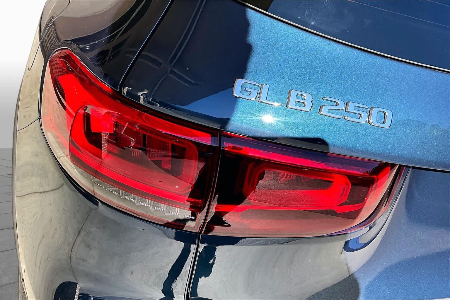 Certified 2021 Mercedes-Benz GLB 250 image 29