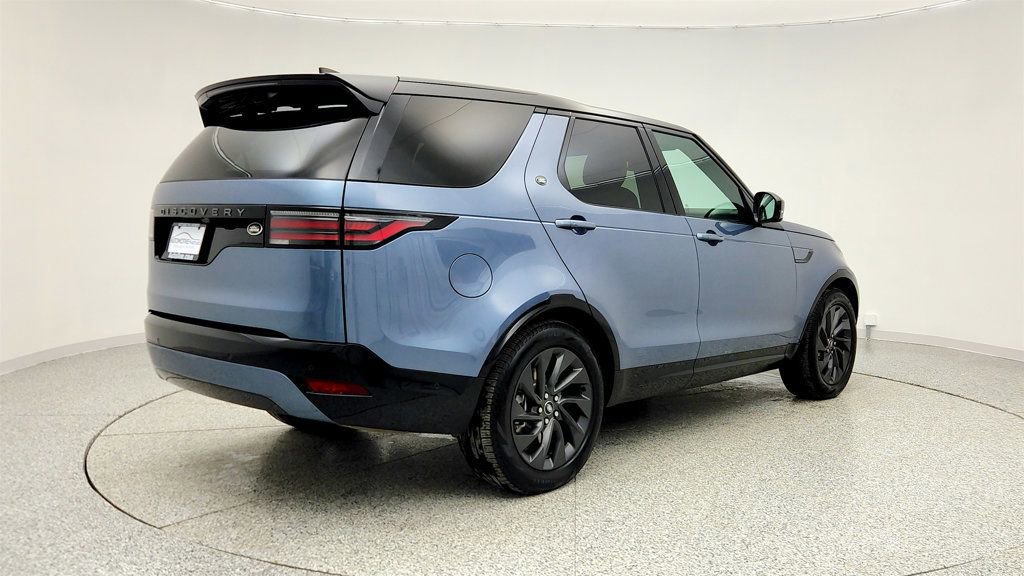 Used 2023 Land Rover Discovery S R-Dynamic AWD/4WD image 5