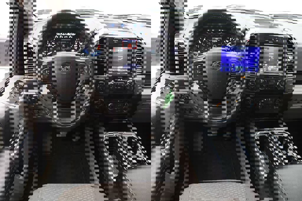 Used 2020 Ford F150 XLT w/ Equipment Group 302A Luxury image 16