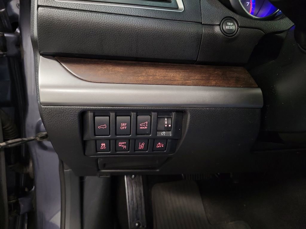 Used 2017 Subaru Outback 2.5i Limited image 24