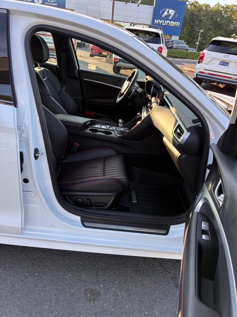 Used 2025 Genesis G70 3.3T Advanced AWD/4WD image 18