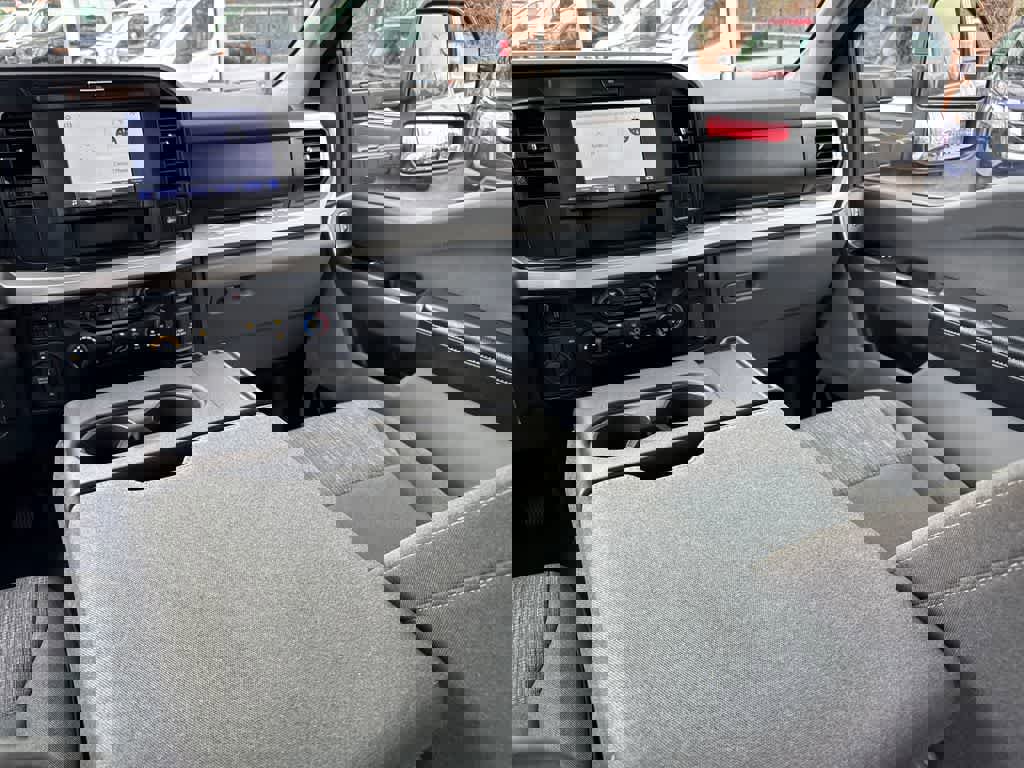 Certified 2025 Ford F250 XLT image 13