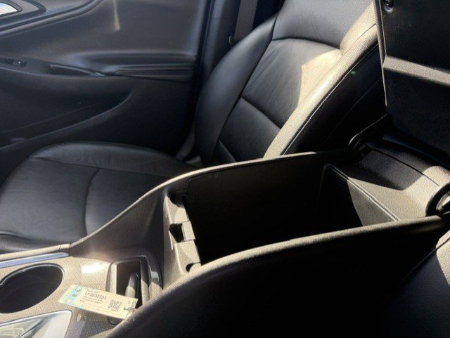 Used 2020 Chevrolet Malibu LT w/ Leather Package FWD image 23