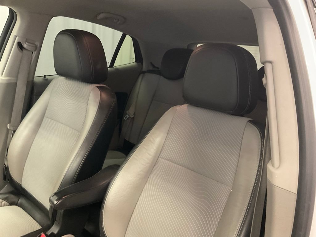 Used 2013 Buick Encore FWD image 10