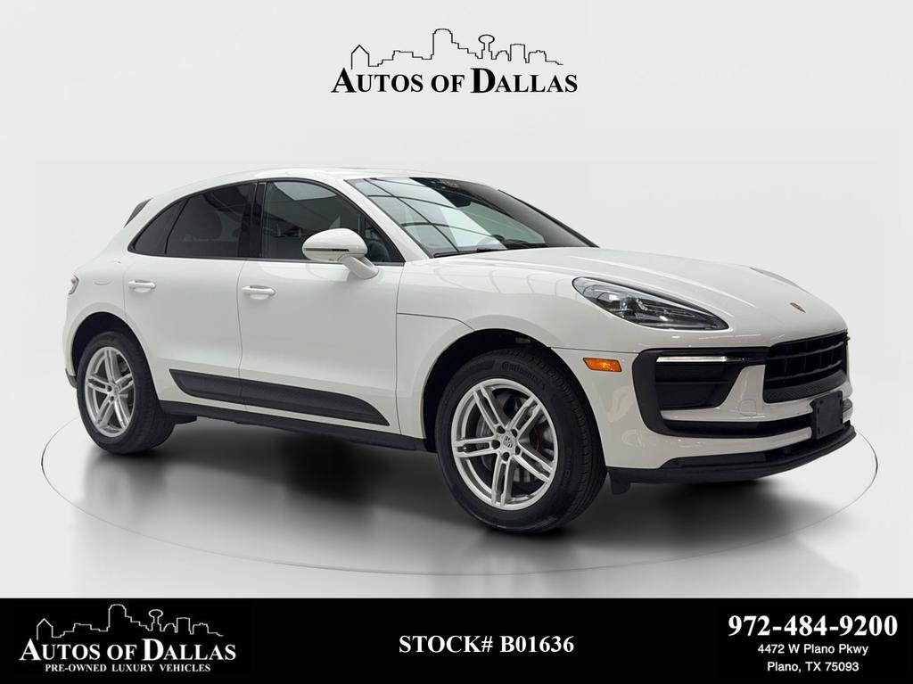 Used 2022 Porsche Macan AWD/4WD image 1