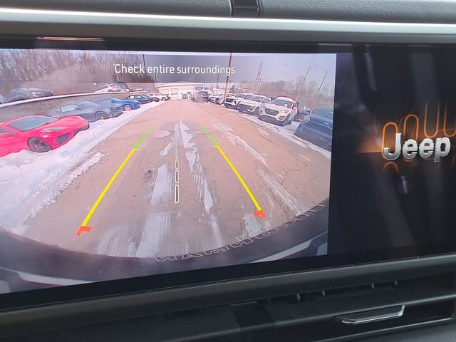 Used 2024 Jeep Wrangler Unlimited Rubicon image 17